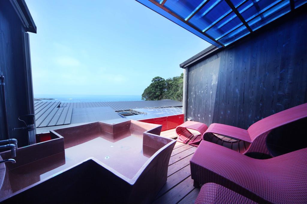 Xyz Private Spa And Seaside Resort Сирахама Экстерьер фото